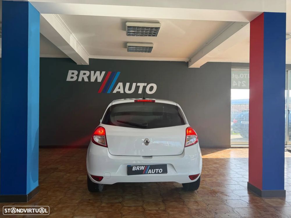 Renault Clio 1.5 dCi Privilège - 8