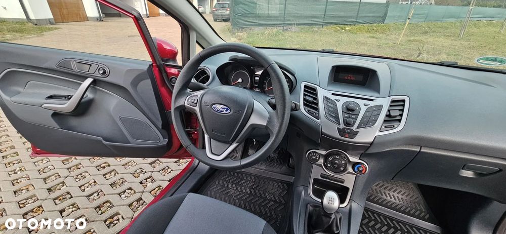 Ford Fiesta 1.25 Ambiente - 16