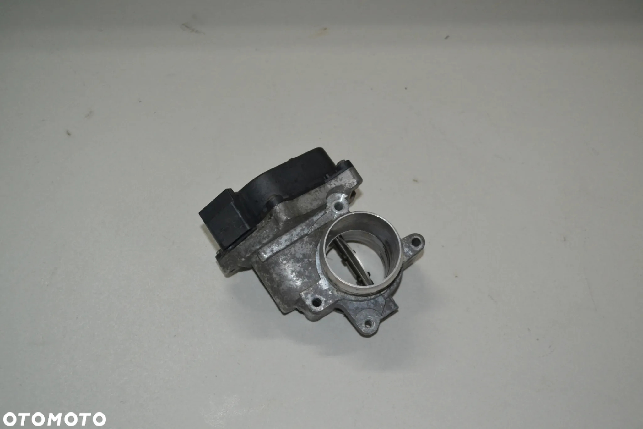 VW AUDI SEAT SKODA 1,6 TDI PRZEPUSTNICA POWIETRZA 03L128063L ORYGINAŁ VALEO - 2