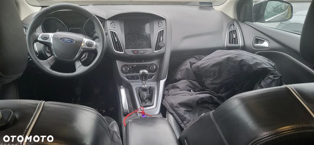 Ford Focus - 17