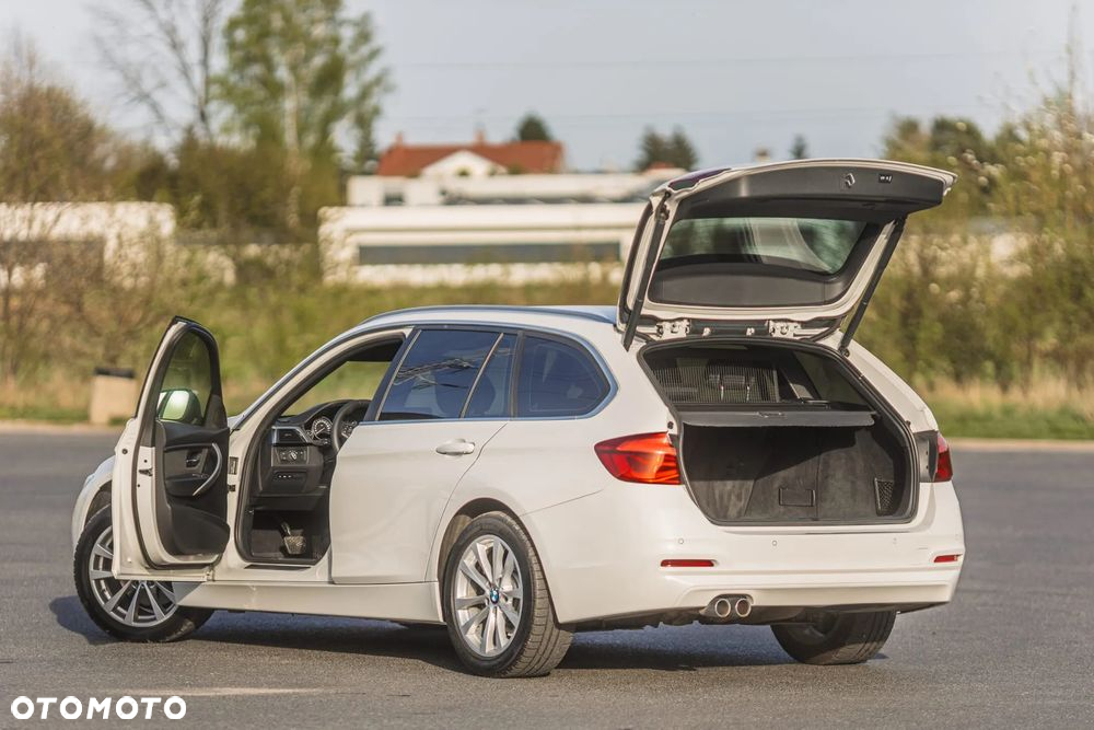 BMW Seria 3 325d Advantage sport - 7