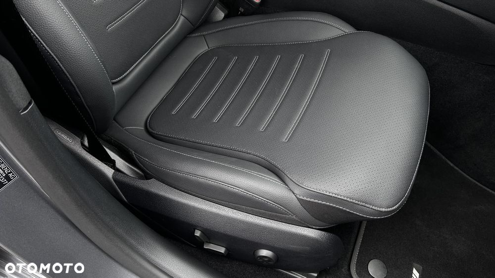 Mercedes-Benz Klasa C - 25