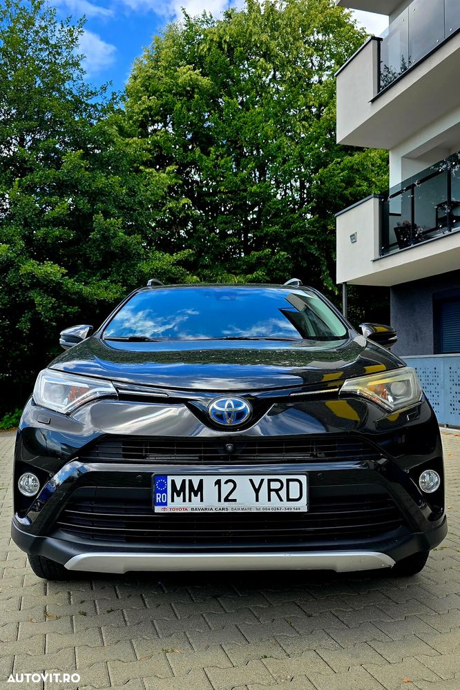 Toyota RAV4 - 10