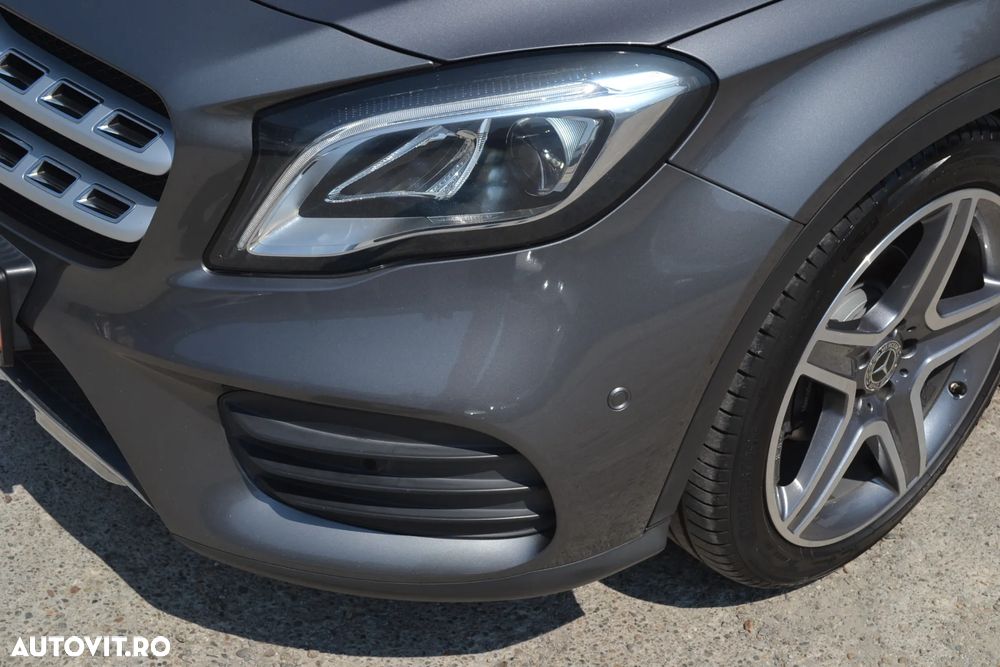 Mercedes-Benz GLA 200 7G-DCT AMG Line - 35