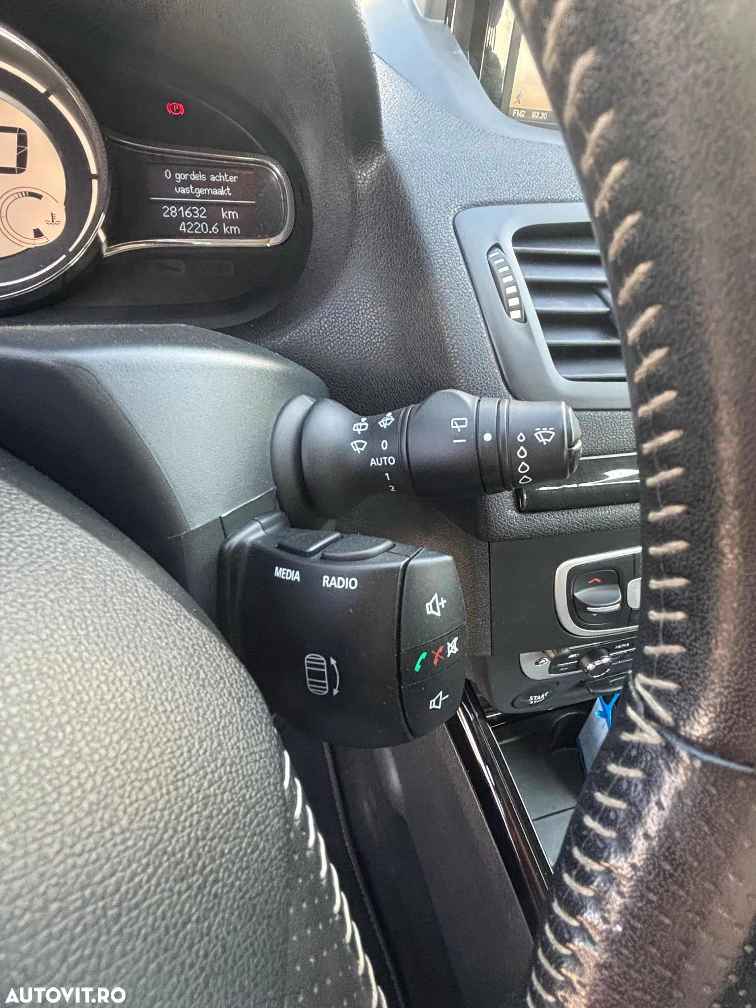 Renault Megane ENERGY dCi 110 Start & Stop Bose Edition - 12