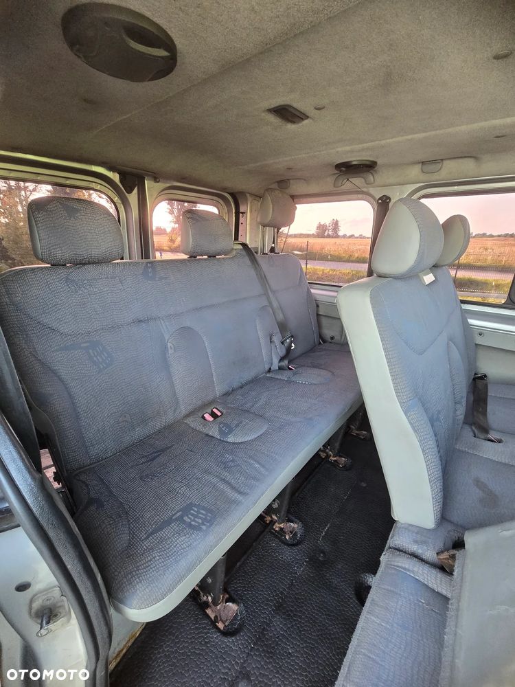 Renault Trafic - 8