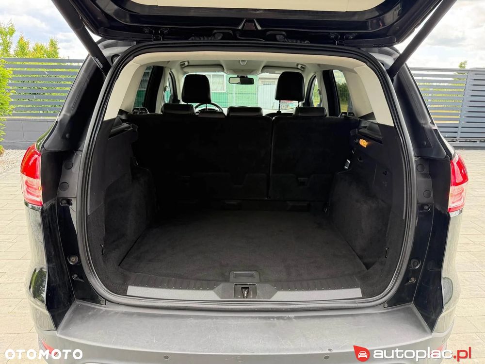 Ford Kuga - 23