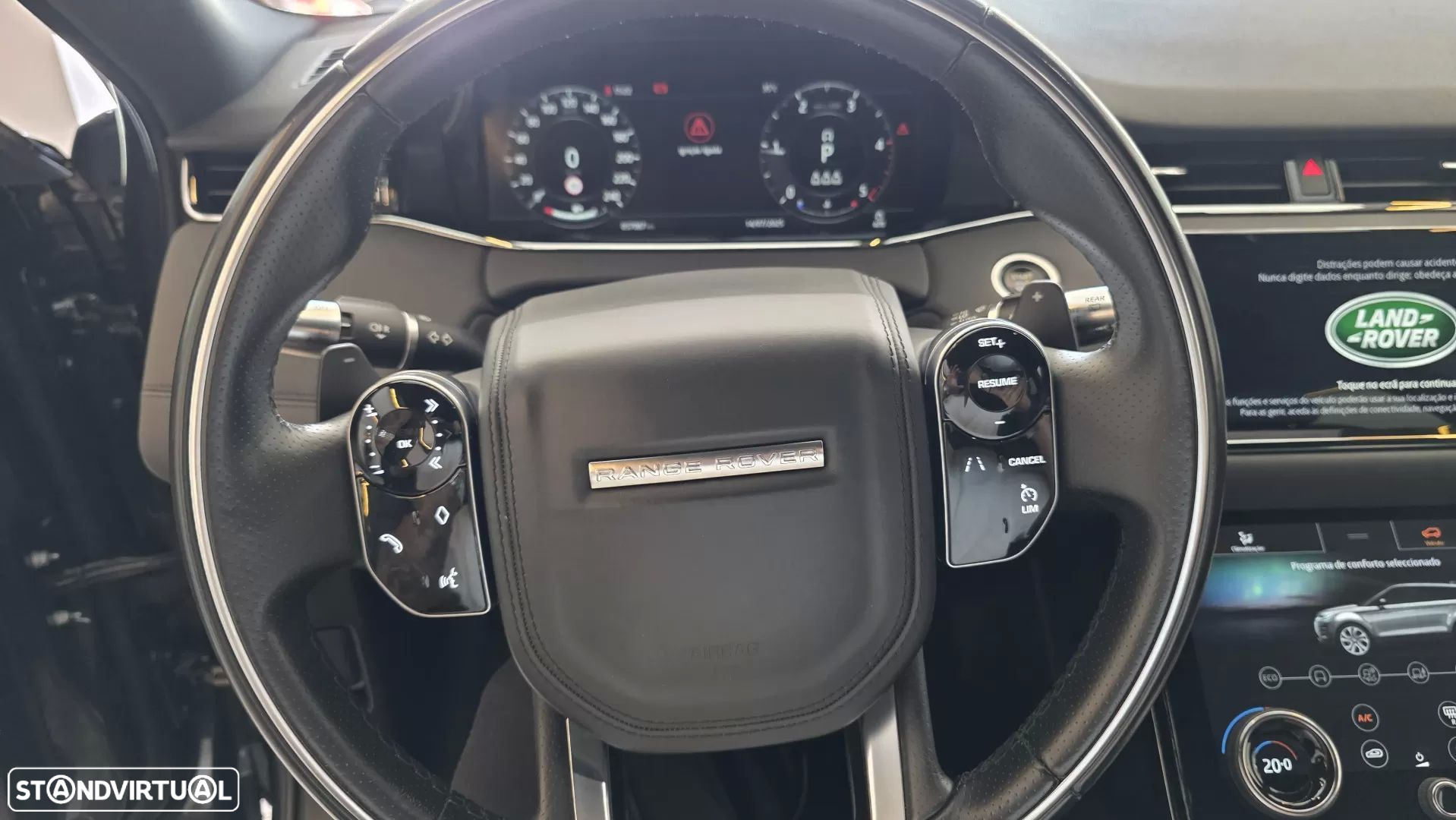 Land Rover Range Rover Evoque 2.0 D240 AWD R-Dynamic HSE Auto - 44
