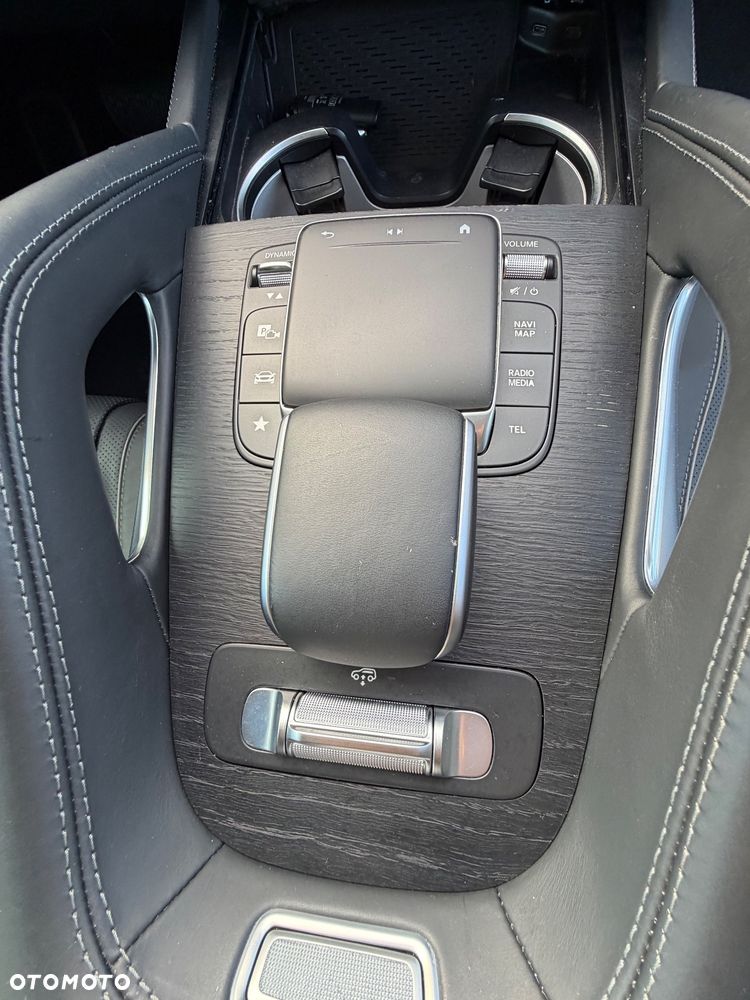 Mercedes-Benz GLE - 31