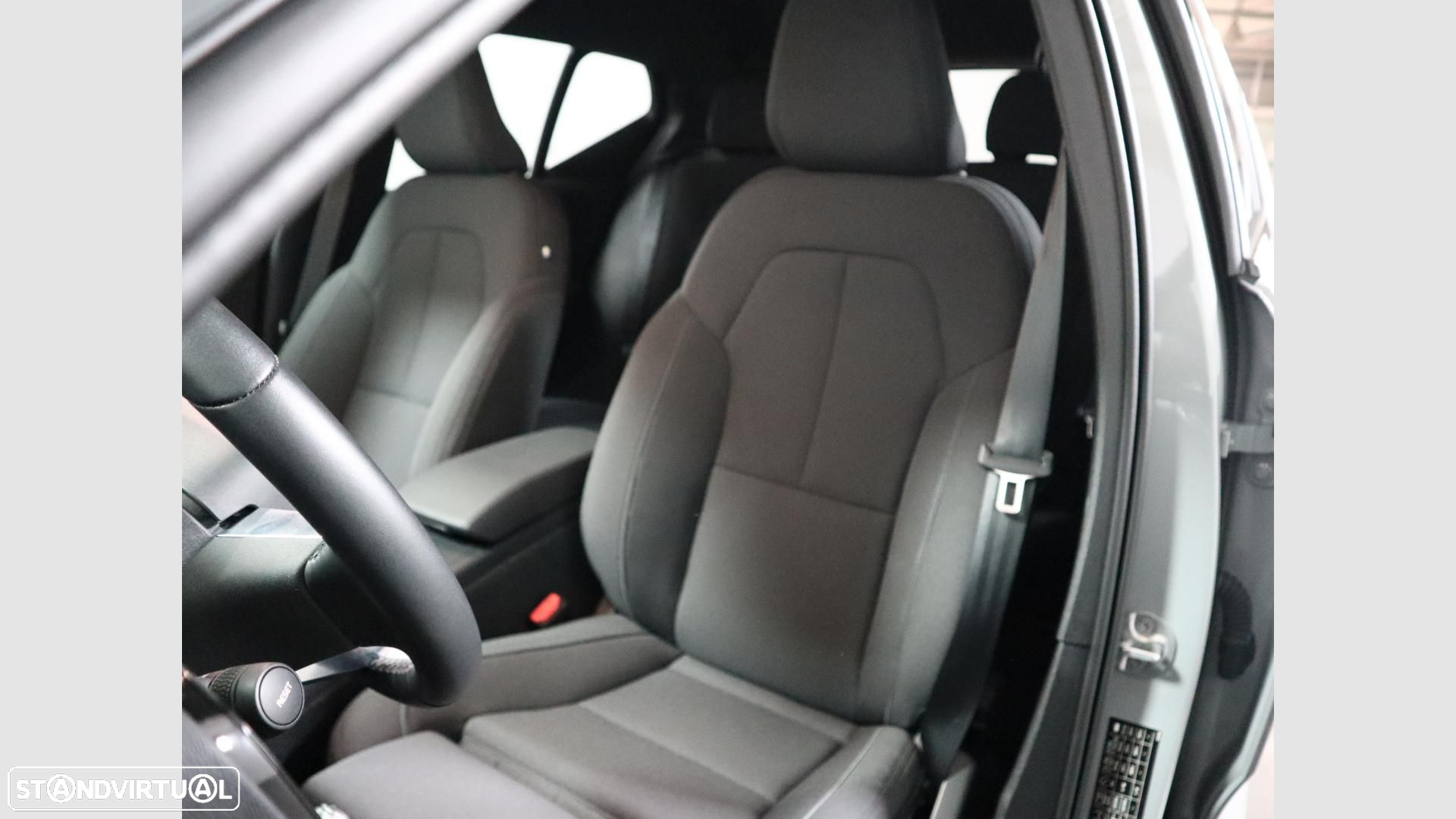 Volvo XC 40 Recharge Extended Range Core - 12