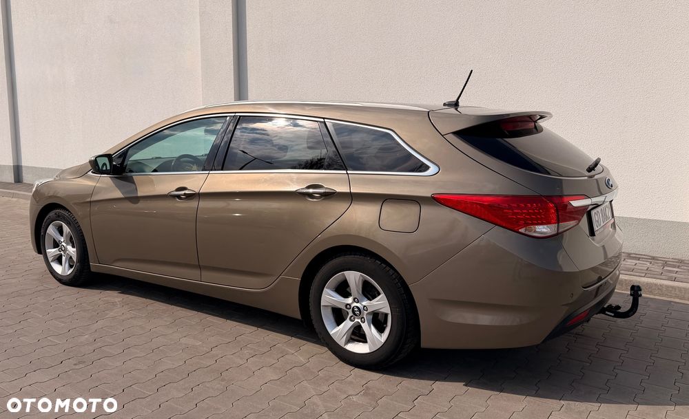 Hyundai i40 i40cw 1.7 CRDi Fifa World Cup Edition - 4