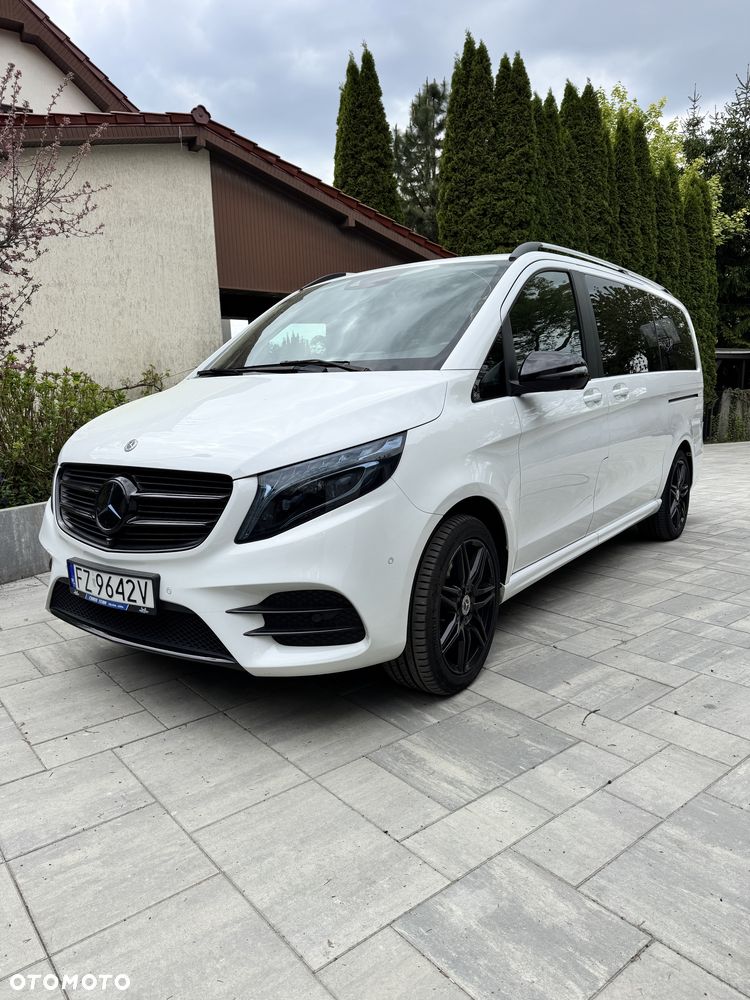 Mercedes-Benz Klasa V - 1