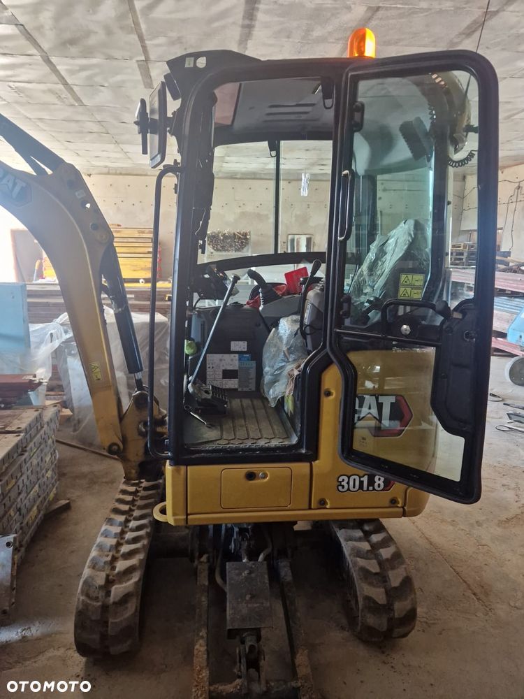 Caterpillar 301.8 - 4