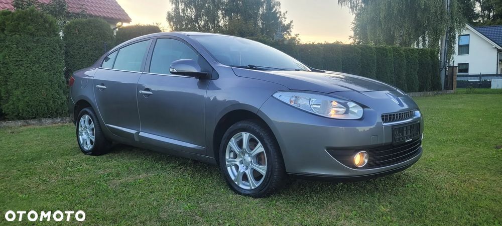 Renault Fluence 2.0 16V 140 Dynamique - 3