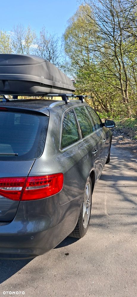 Audi A4 Avant 2.0 TDI Quattro Line - 8