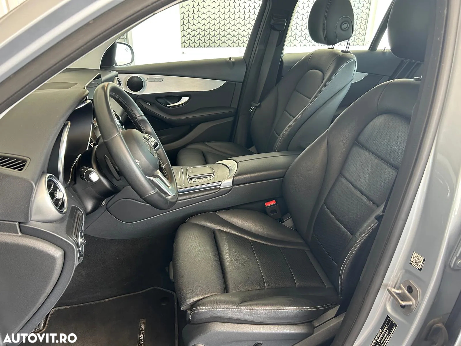 Mercedes-Benz GLC 300 de 4Matic 9G-TRONIC - 11