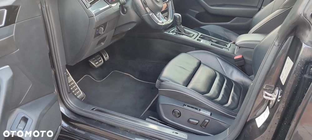 Volkswagen Arteon 2.0 TDI SCR DSG R-Line Edition - 22
