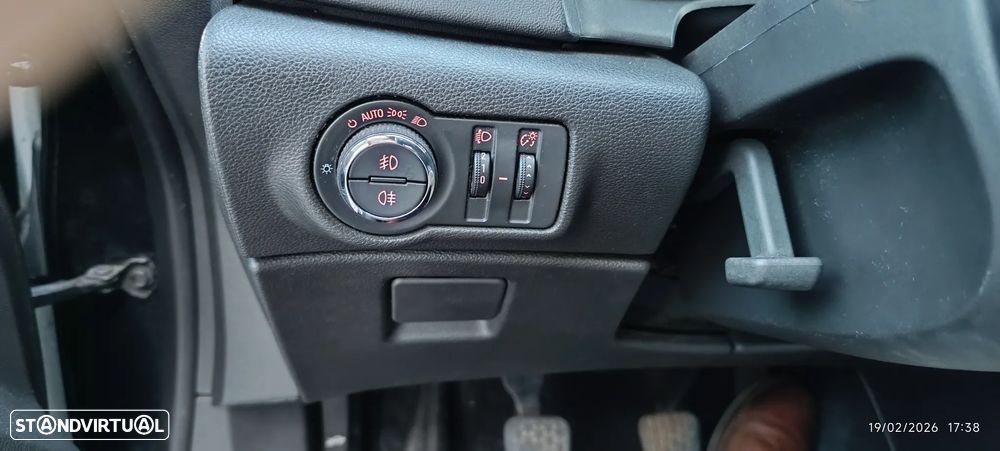 Opel Astra GTC 1.7 CDTi S/S - 13