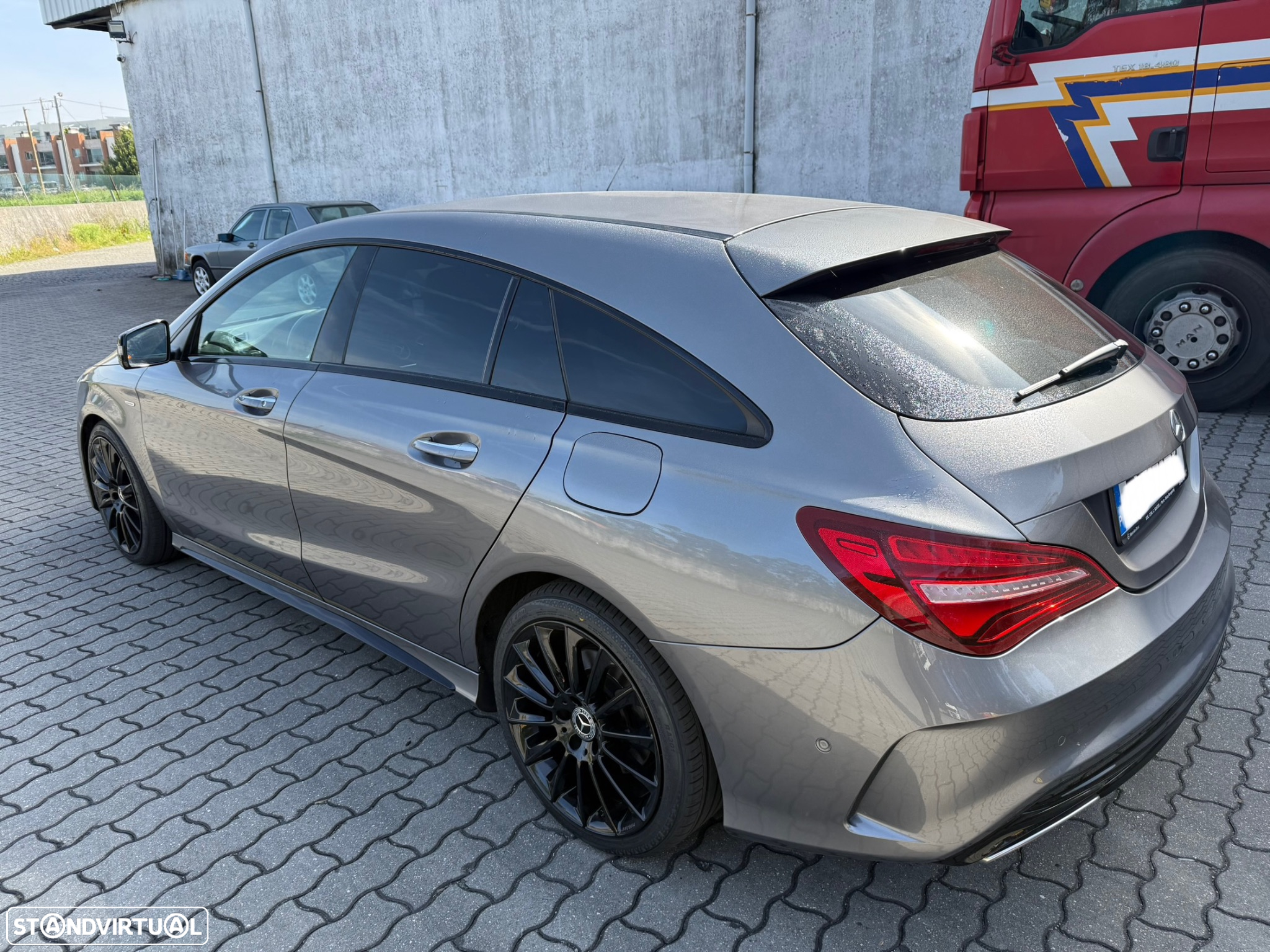 Mercedes-Benz CLA 200 Shooting Brake d 4Matic 7G-DCT AMG Line - 6