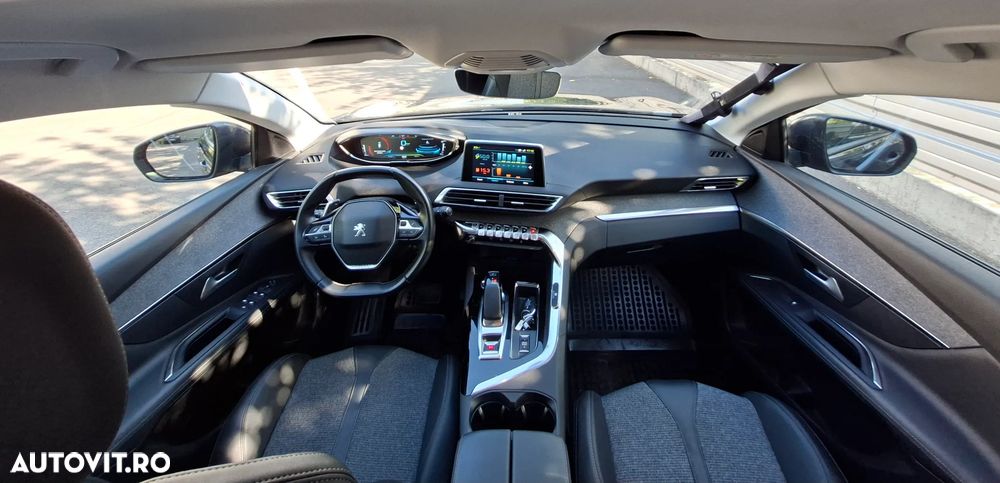 Peugeot 3008 PHEV EAT8 Allure - 23