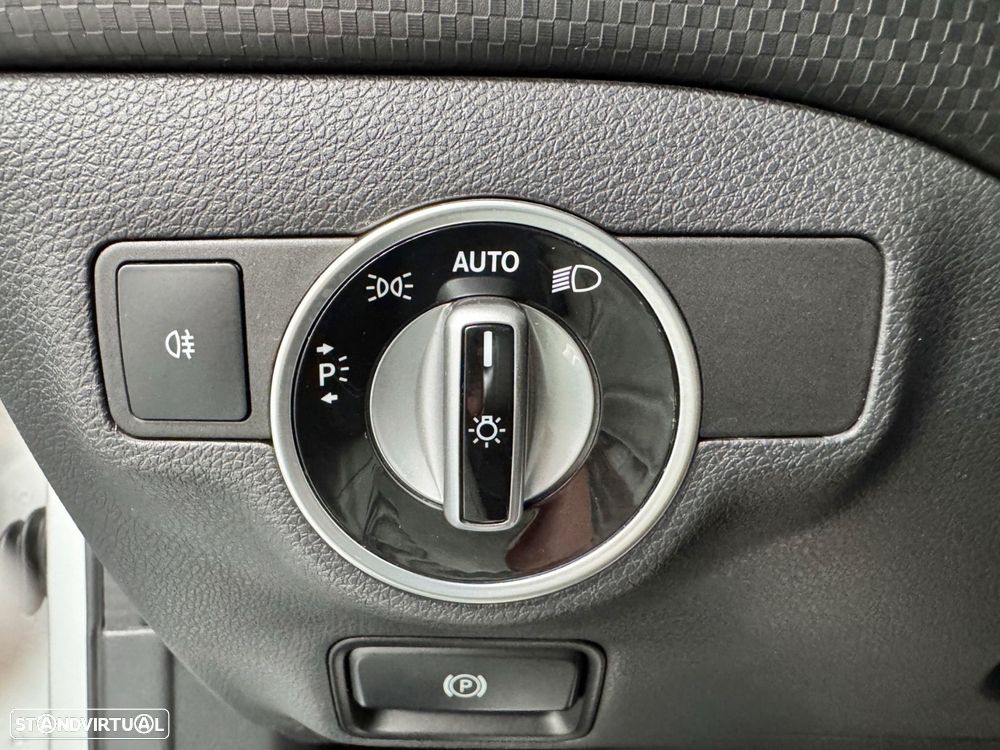 Mercedes-Benz A 180 - 10