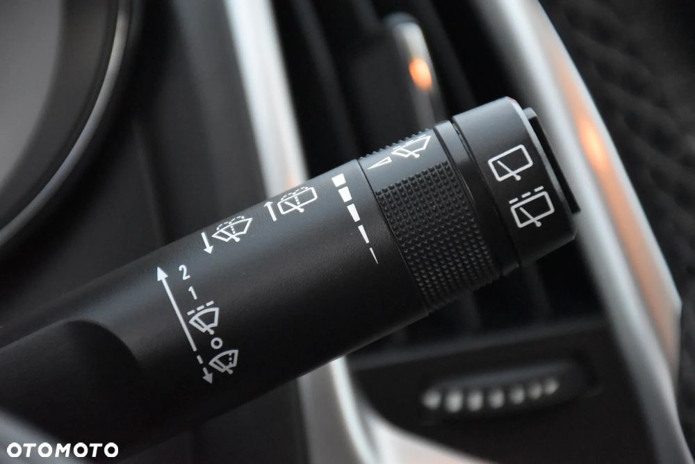 Opel Astra 1.4 Turbo Cosmo - 25