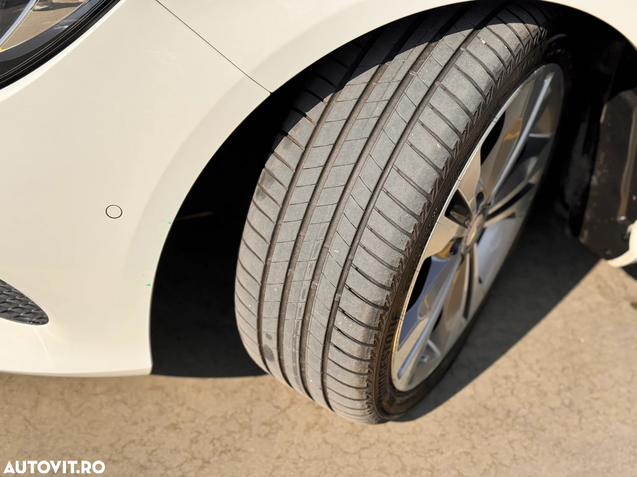Mercedes-Benz CLA - 9