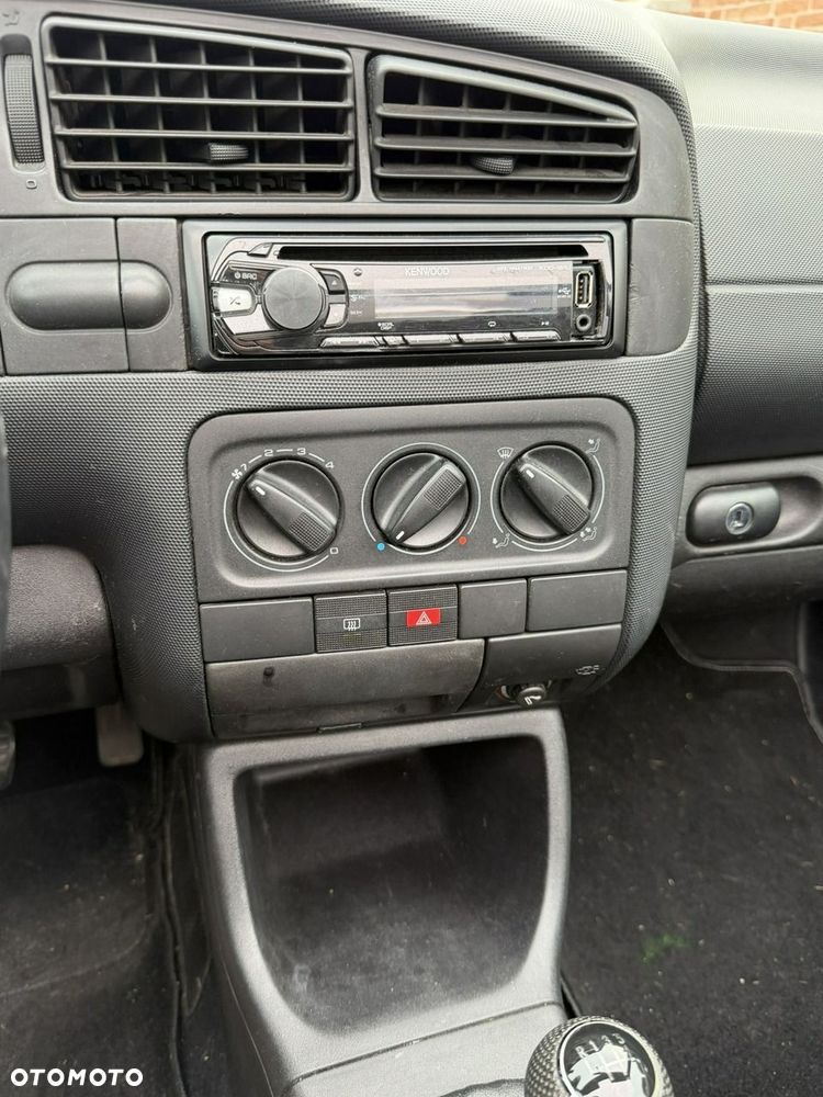 Volkswagen Golf Cabrio 2.0 Avantgarde - 27