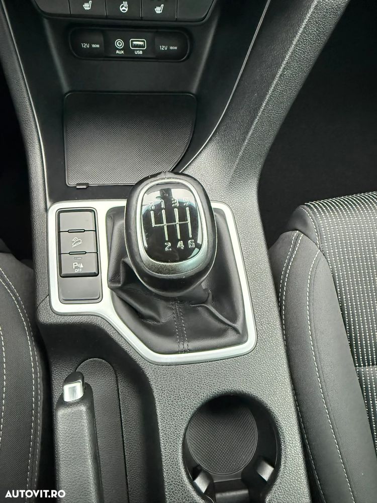 Kia Sportage 1.6 GDI 2WD SPIRIT - 32