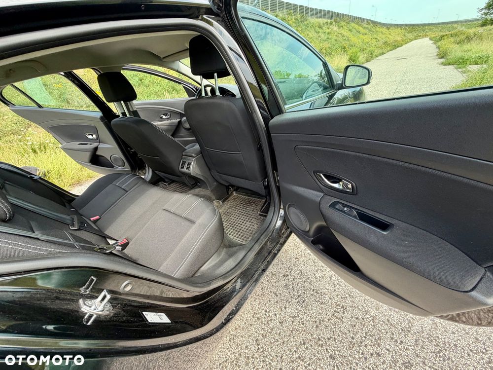 Renault Fluence 1.6 16V Limited - 8