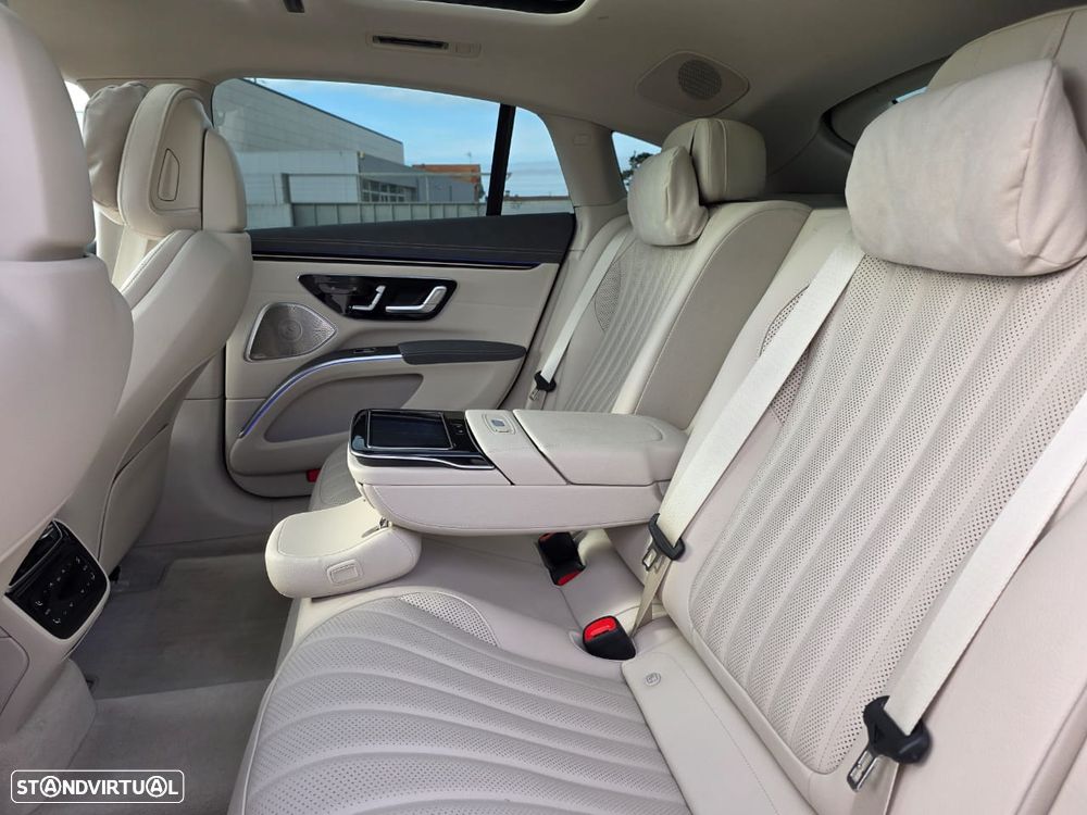 Mercedes-Benz EQS 580 4Matic Electric Art - 37