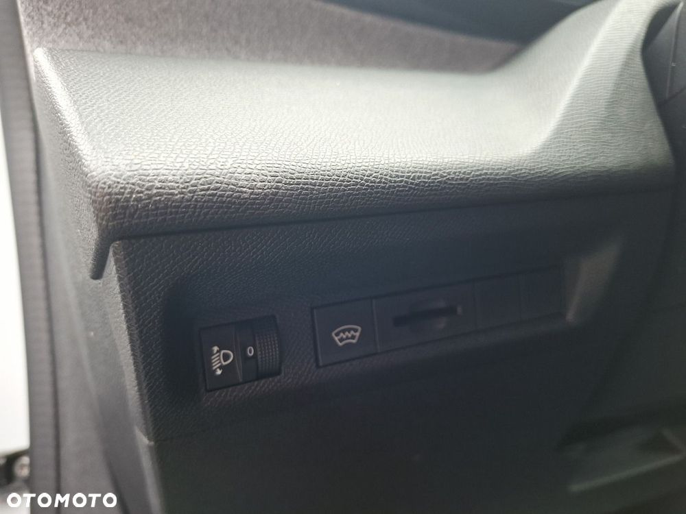 Peugeot 308 1.2 PureTech Allure Pack S&S EAT8 - 20