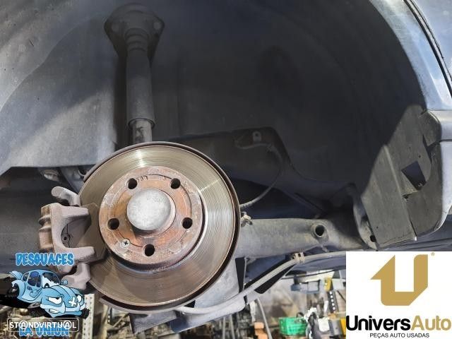 CHARRIOT TRASEIRO AUDI A3 2003 - - 1