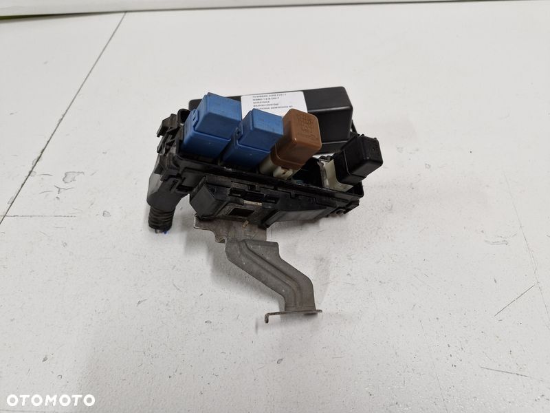 NISSAN JUKE F15 I 1 NISMO 1.6 B DIG-T SKRZYNKA BEZPIECZNIKÓW OBUDOWA 24382EG002 - 6