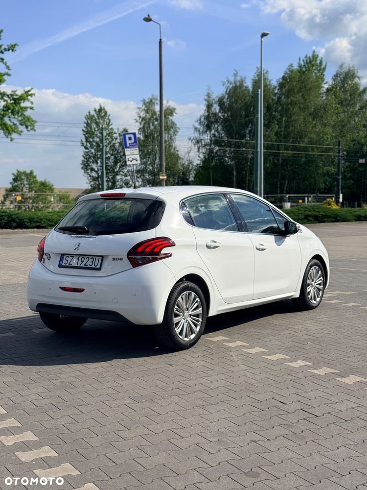 Peugeot 208 1.2 PureTech Allure S&S - 7