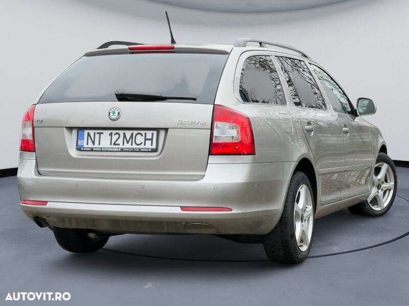 Skoda Octavia 1.6 TDI DPF Elegance Green tec - 7