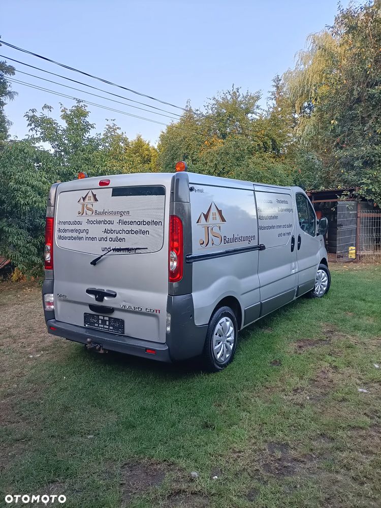 Opel Vivaro - 4