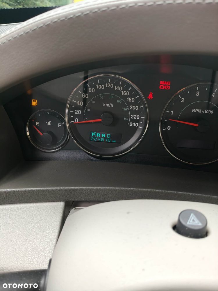 Jeep Grand Cherokee - 8