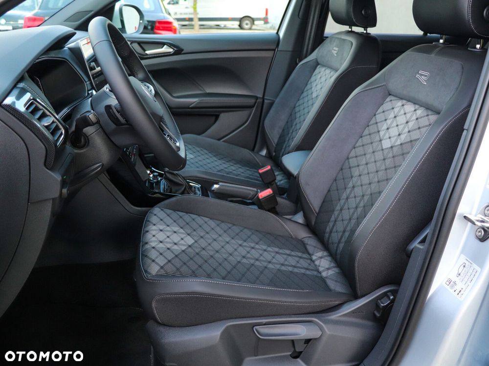 Volkswagen T-Cross - 11