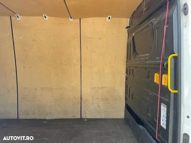 Volkswagen CRAFTER - 14