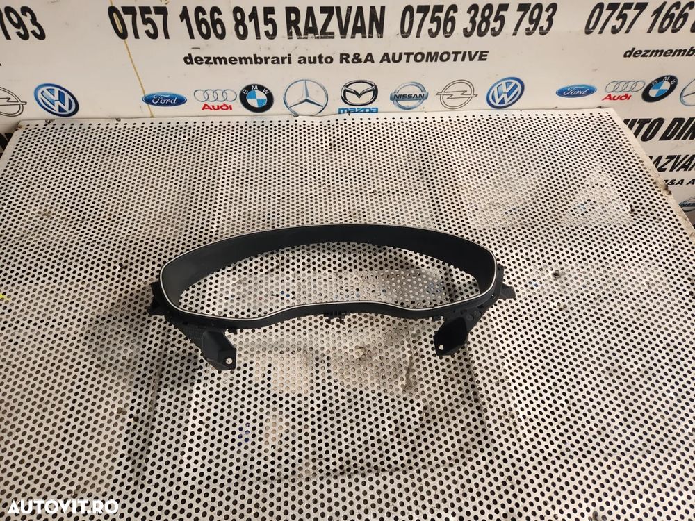 Ornament Rama Ceasuri Bord Audi A6 C7 Dezmembrez Audi A6 C7 Volan Stanga - Dezmembrari Arad - 1