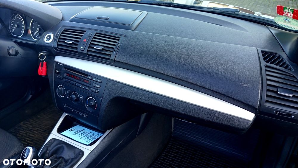 BMW Seria 1 118d DPF - 14