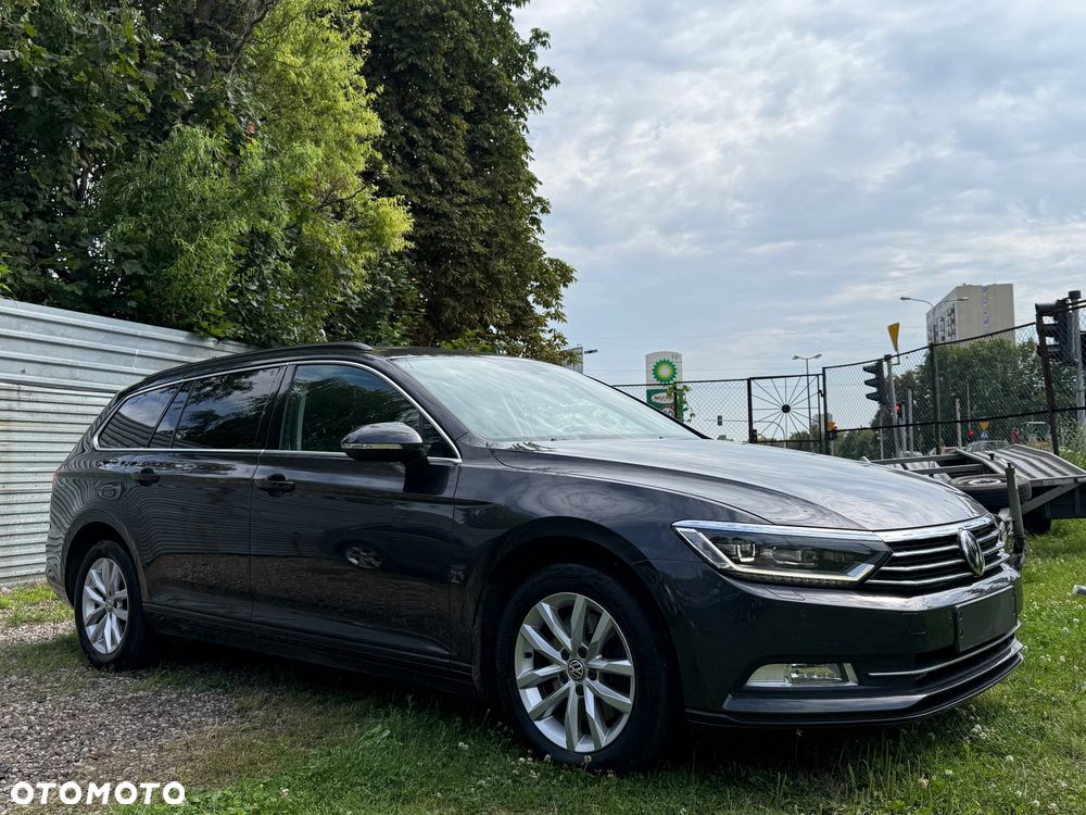 Volkswagen Passat Variant 1.6 TDI SCR DSG Comfortline - 11