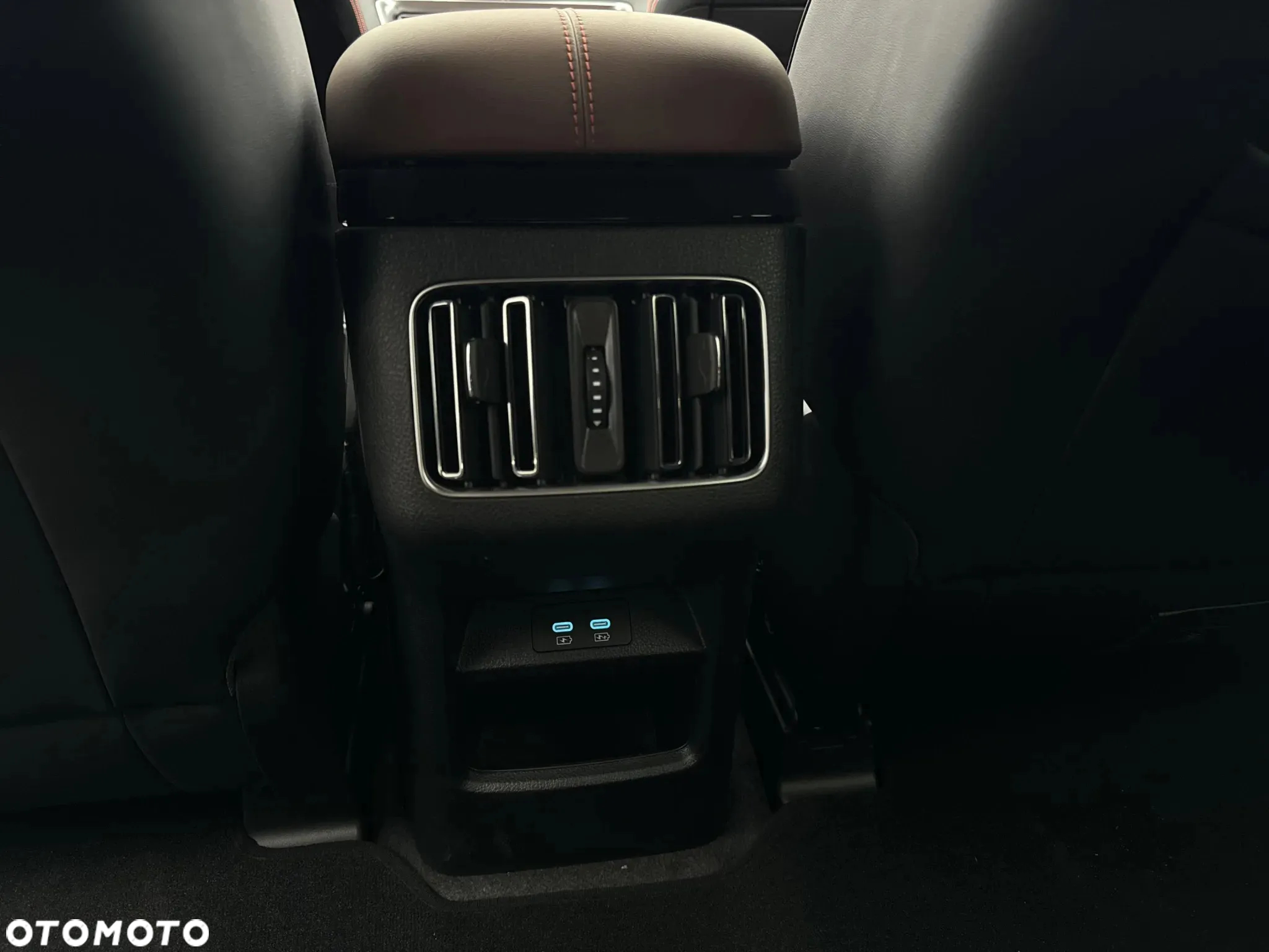 BYD Seal U - 24