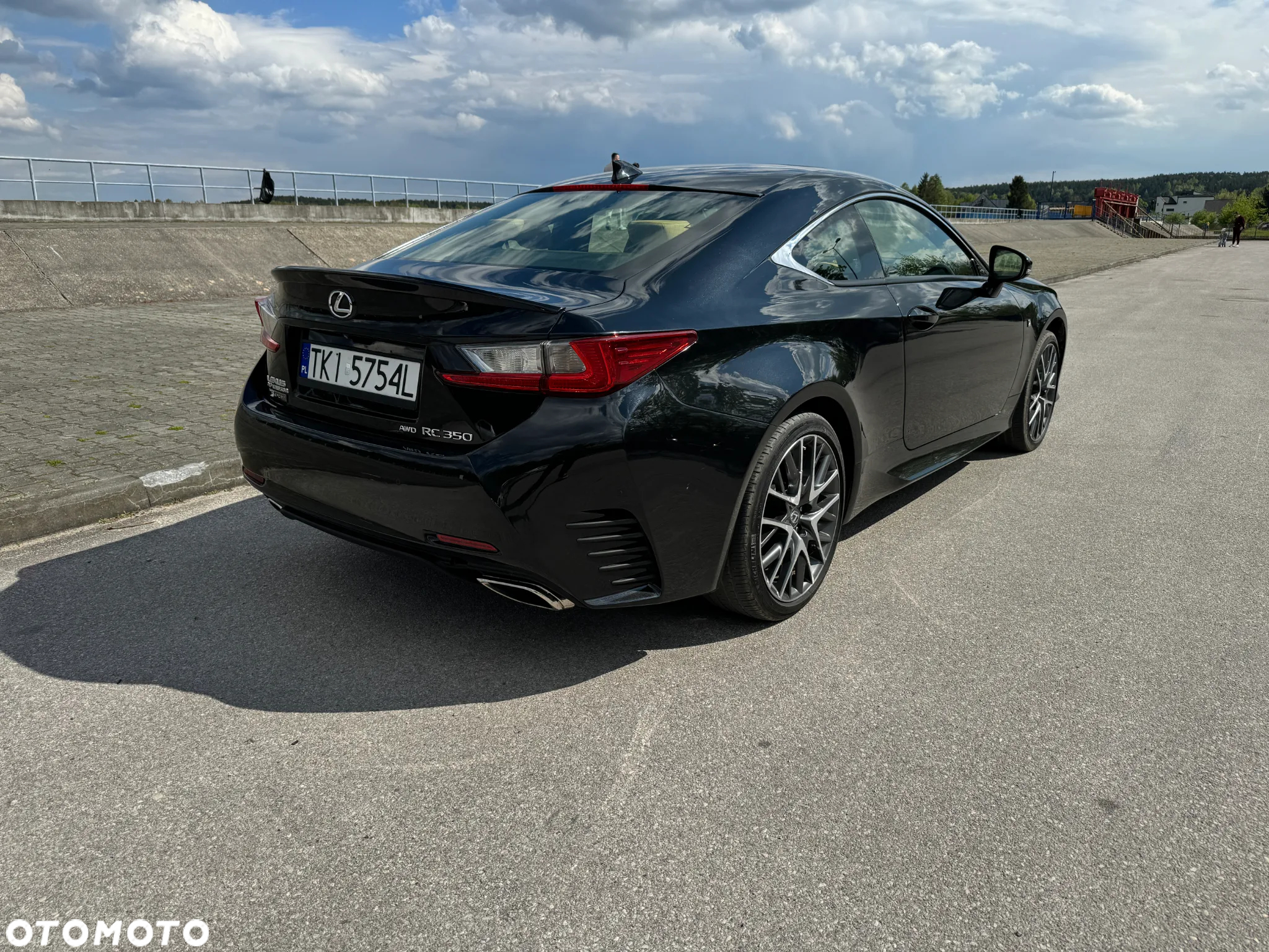 Lexus RC - 8