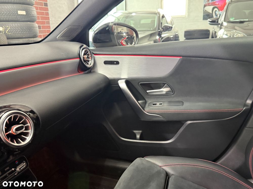 Mercedes-Benz Klasa A 200 d 8G-DCT AMG Line - 26