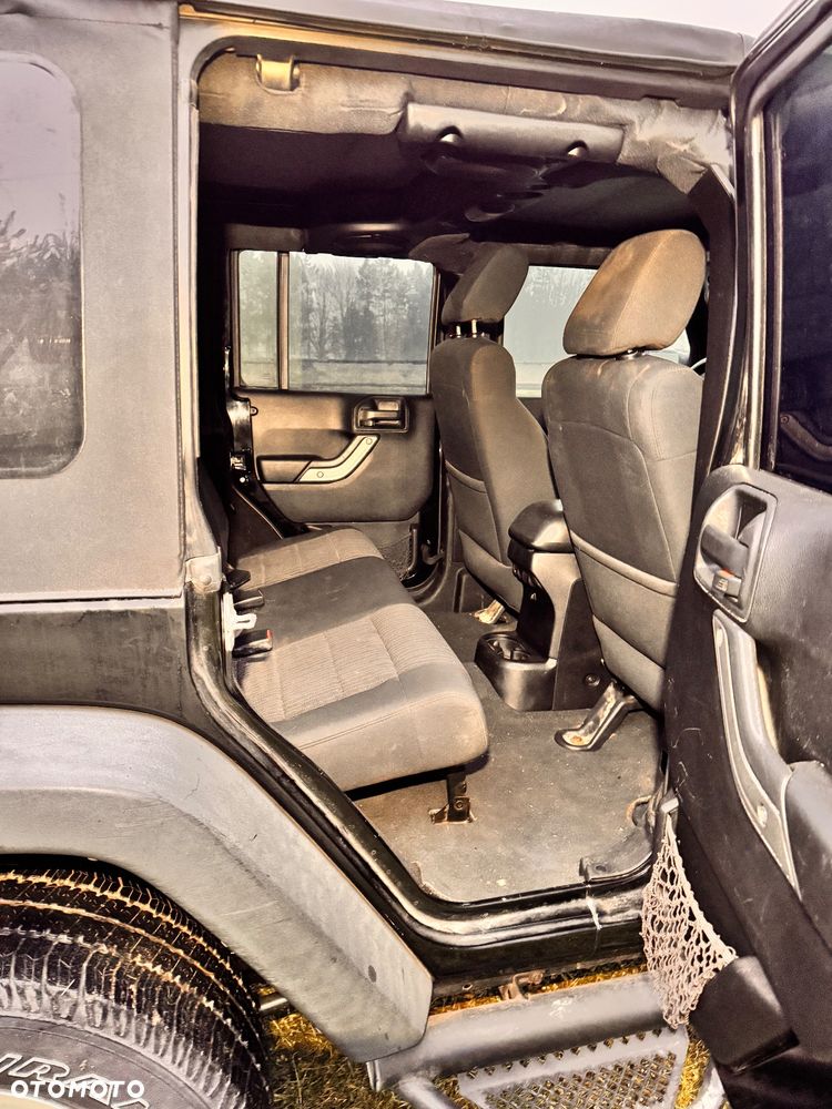 Jeep Wrangler Unlimited 3.6 Automatik Sahara - 14