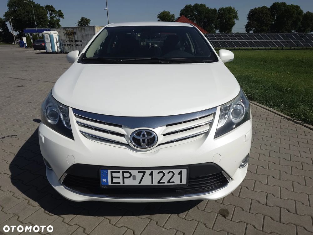 Toyota Avensis 1.8 Premium - 3