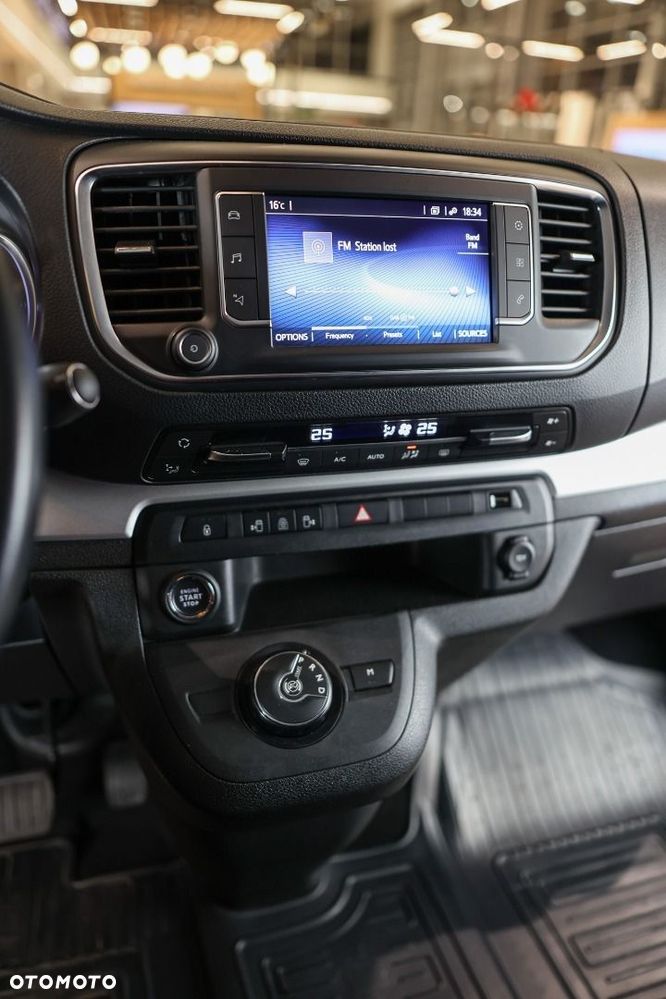 Toyota Proace Verso - 20