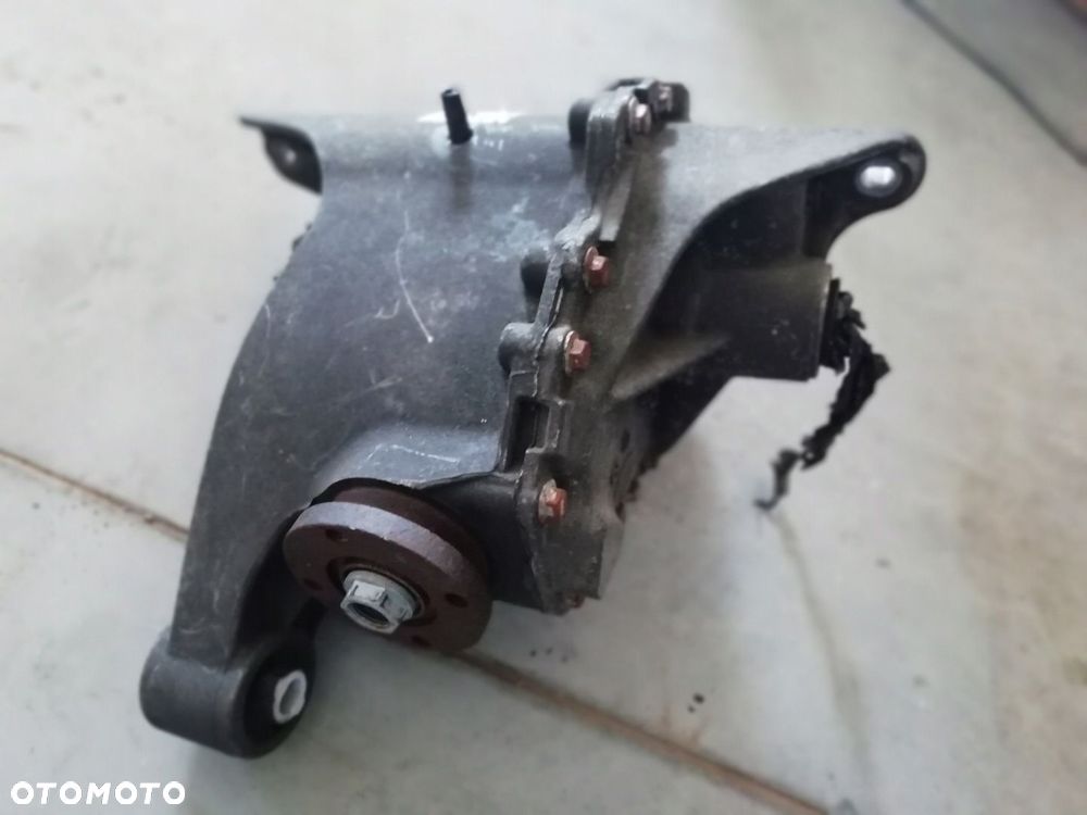 RANGE ROVER SPORT DISCOVERY Dyfer most tył - 2